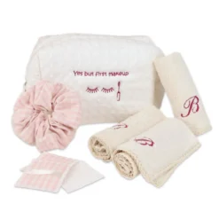 Kit Beauty Yes But first MakeUp