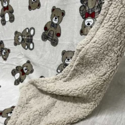 Plaid Sherpa Teddy singolo
